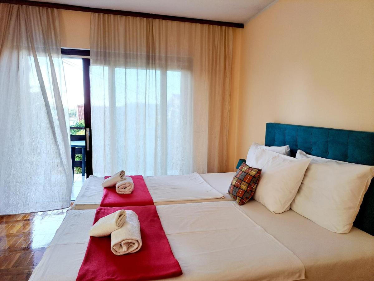 Apartmani Svitlana ซูโกชัน ภายนอก รูปภาพ